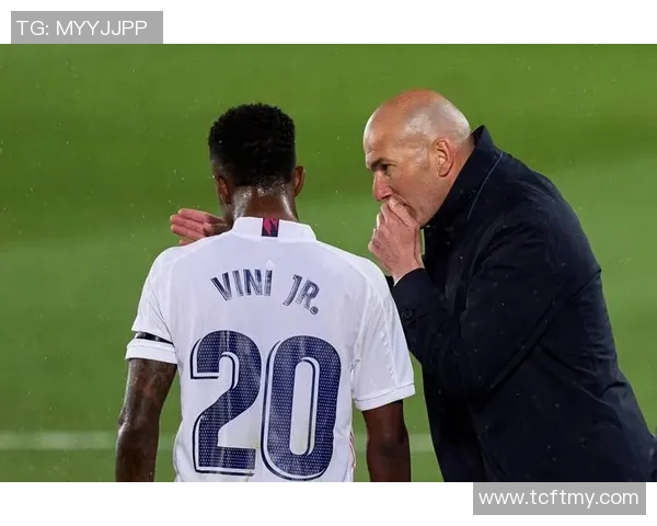 世界杯激战:里昂与尤文图斯鏖战成平局神扑瞬间点燃全场激情 世界杯激战:里昂与尤文图斯鏖战成平局神扑瞬间点燃全场激情