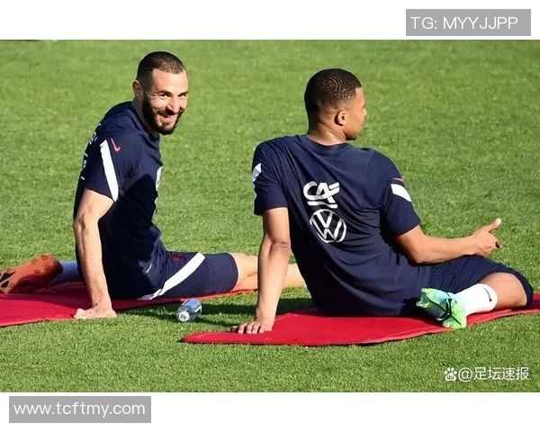 世界杯尤文图斯与皇马激战成平局争议判罚引发全场热议