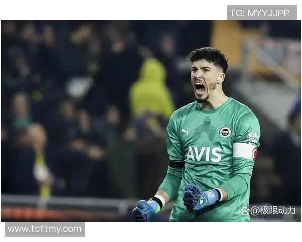 西甲激战阿森纳小胜曼联点球大战引发全场沸腾与转会传闻