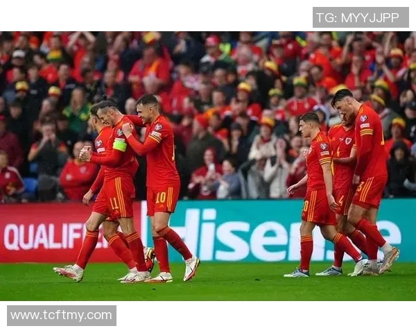 世界杯尤文图斯与皇马激战成平局争议判罚引发全场热议 世界杯尤文图斯与皇马激战成平局争议判罚引发全场热议